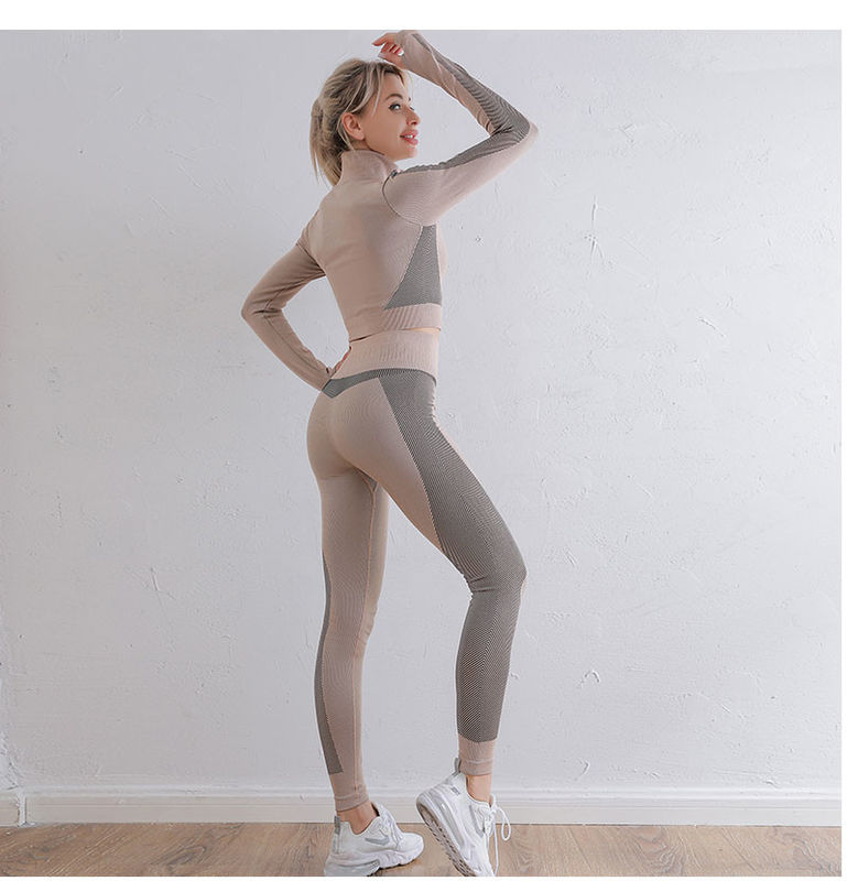 Van de Yogasporten van heupborrels past de Geribbelde de Bustehouderdames 2/3 PCs-Gymnastiek Lopende Kleren aan