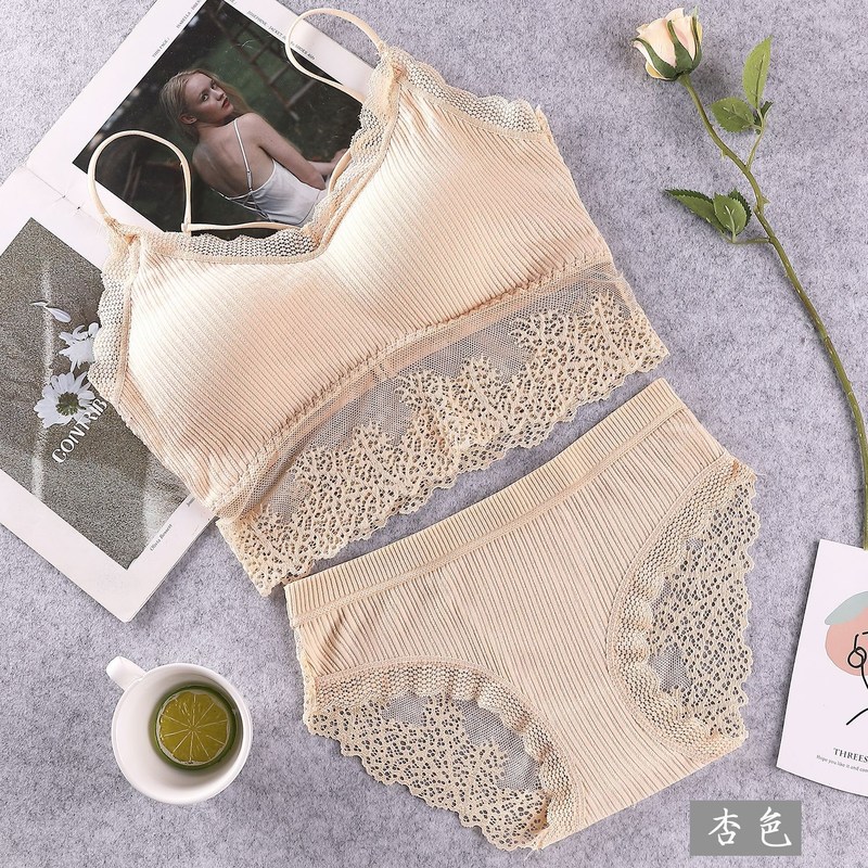 Naadloze Achter Verpakte 100kg-Katoenen Sexy Damesslipjebustehouder Vastgestelde 95C 95D Ééndelige Verzorging